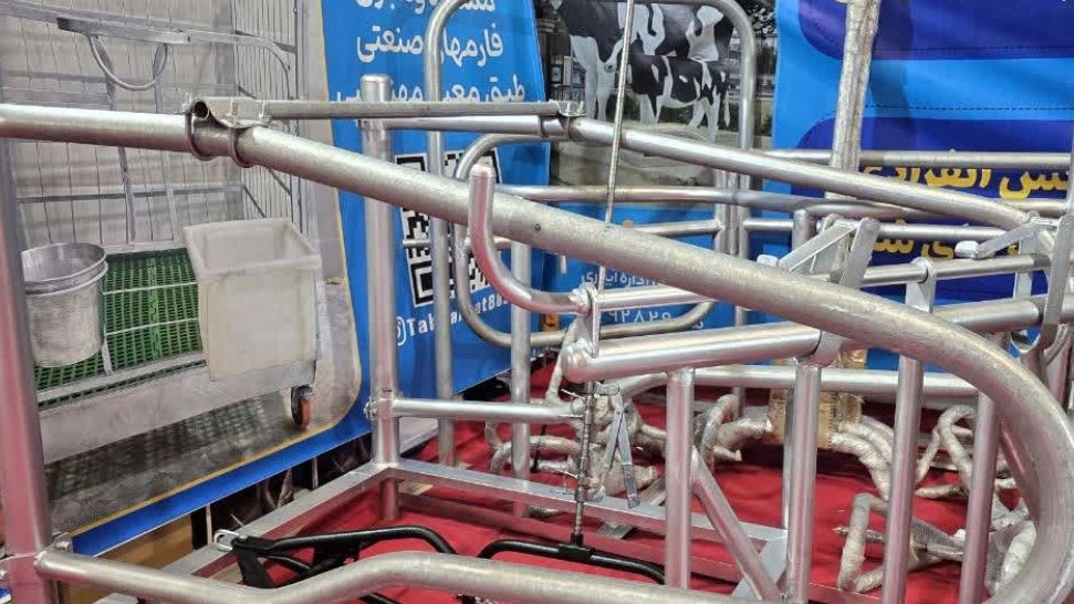 طلب تصنيع صناديق الحلب وروث الماشية